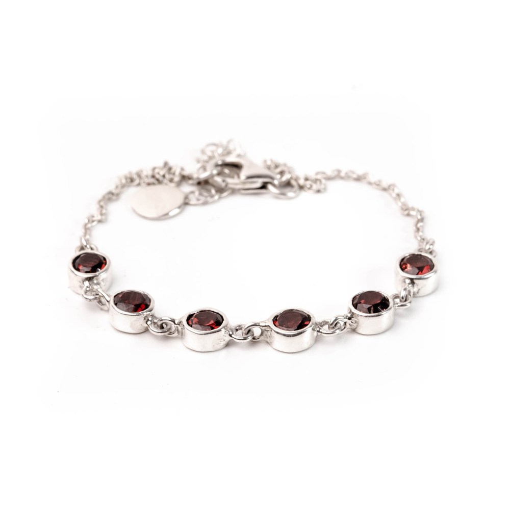 Penebel Dark Red Stone