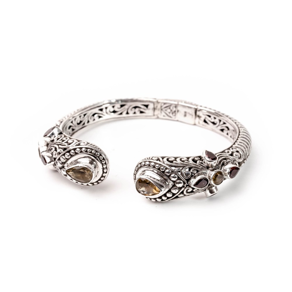 Riau Citrine Carving